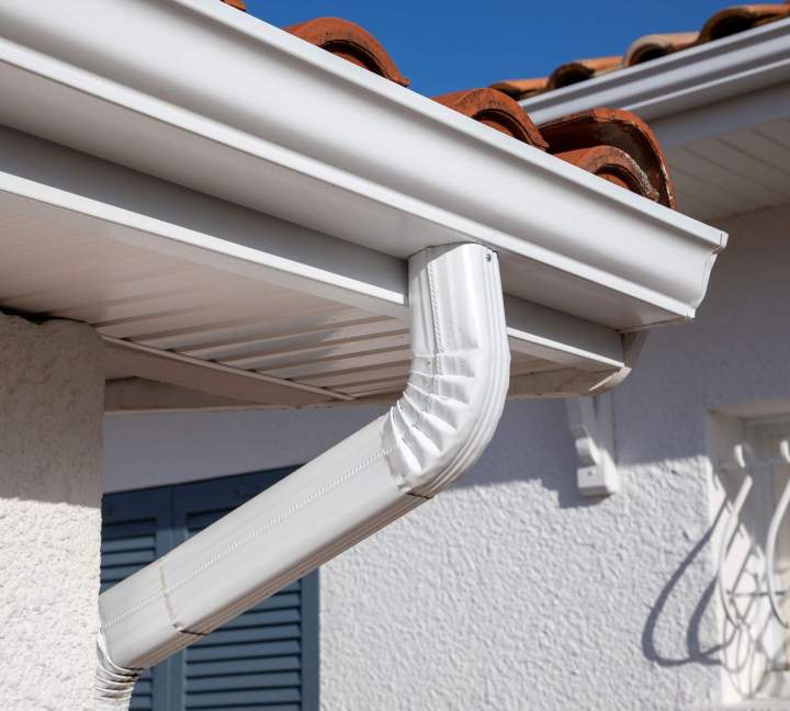 Installation de gouttières à Forbach