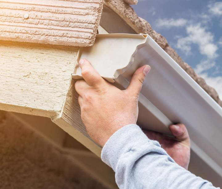 Pose de gouttières Forbach